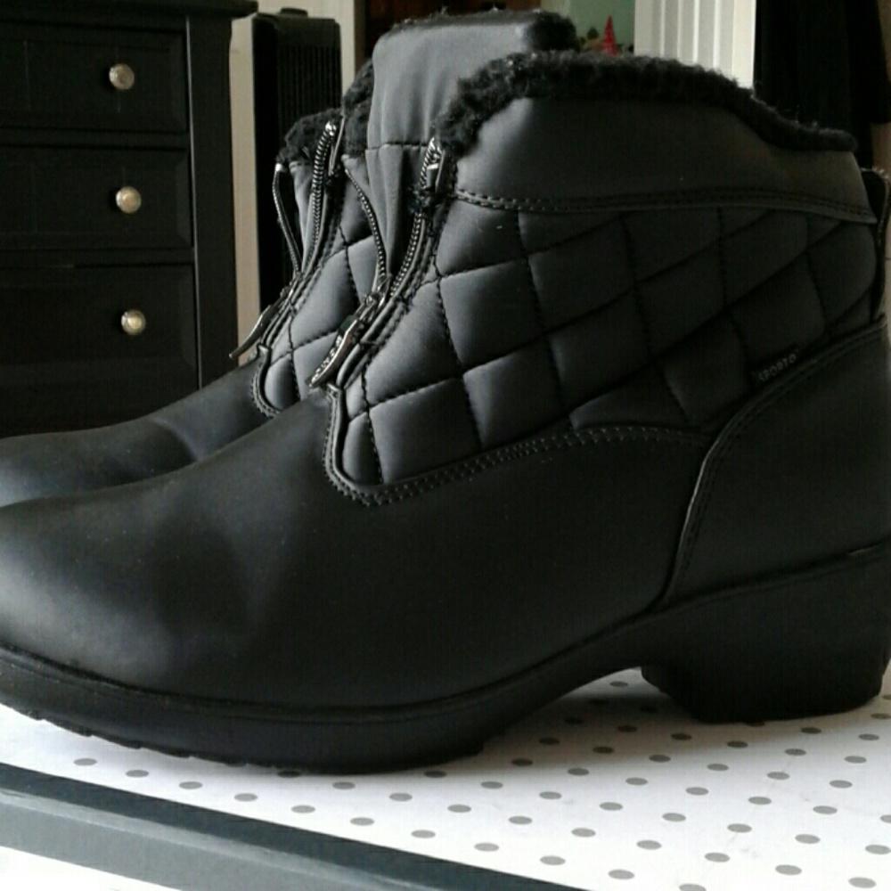 Black Waterproof Booties ⛆